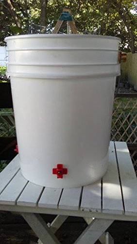 5 Gallon Poultry Waterer W65686