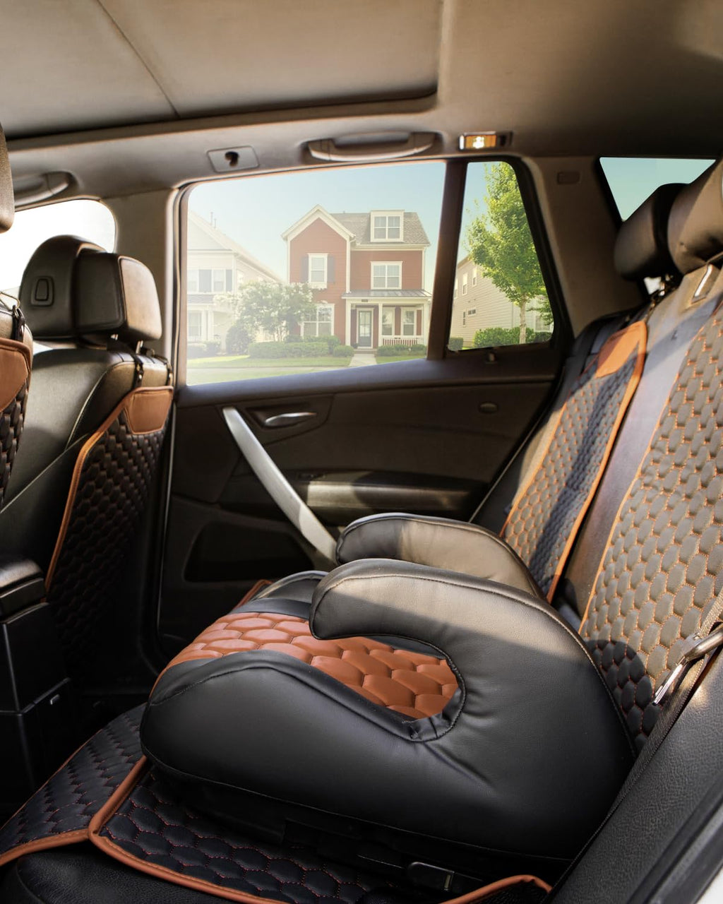 Black-Brown Backless Booster, Waterproof Seat Protector & Backseat Organizer I534115