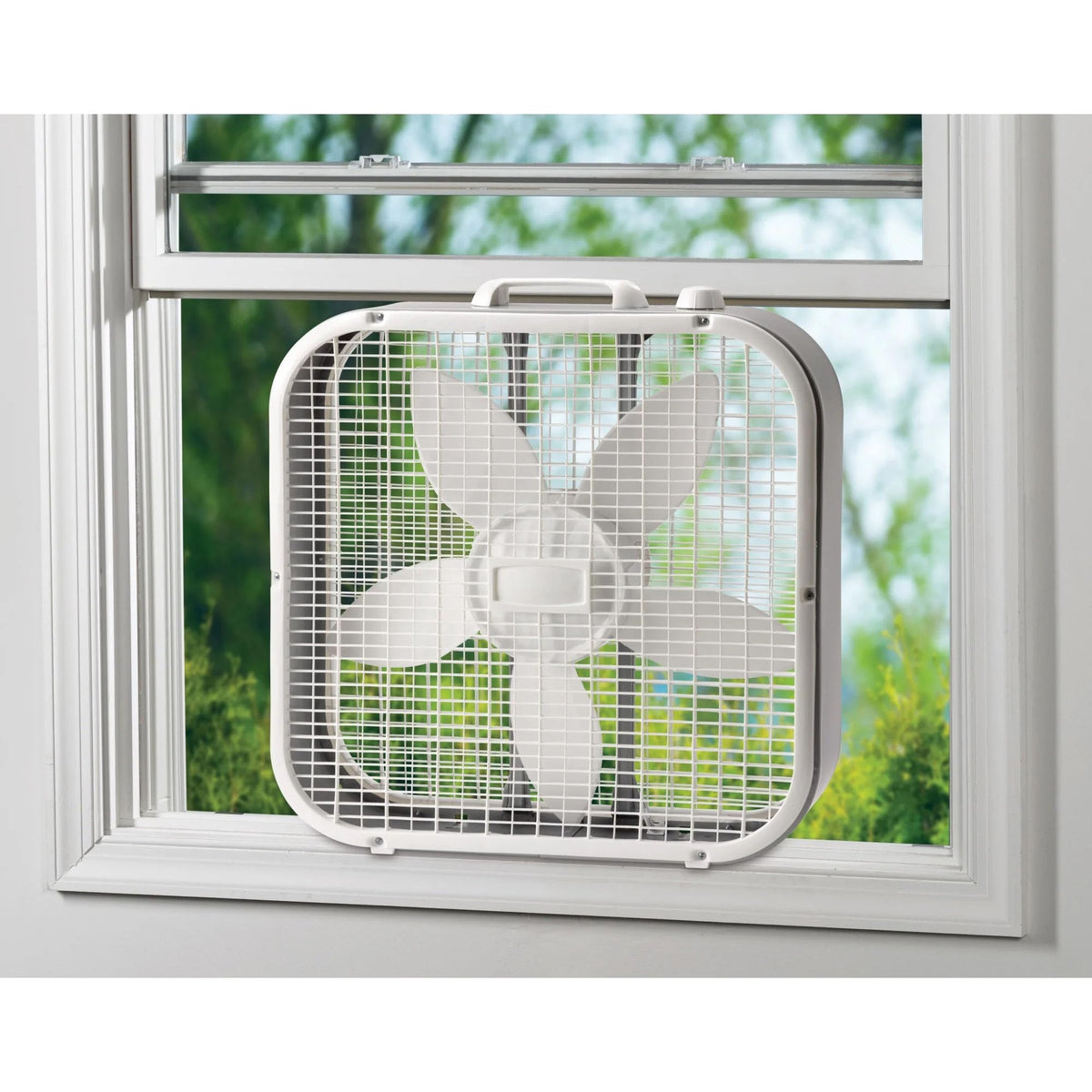 20-inch Classic Box Fan White Q9939
