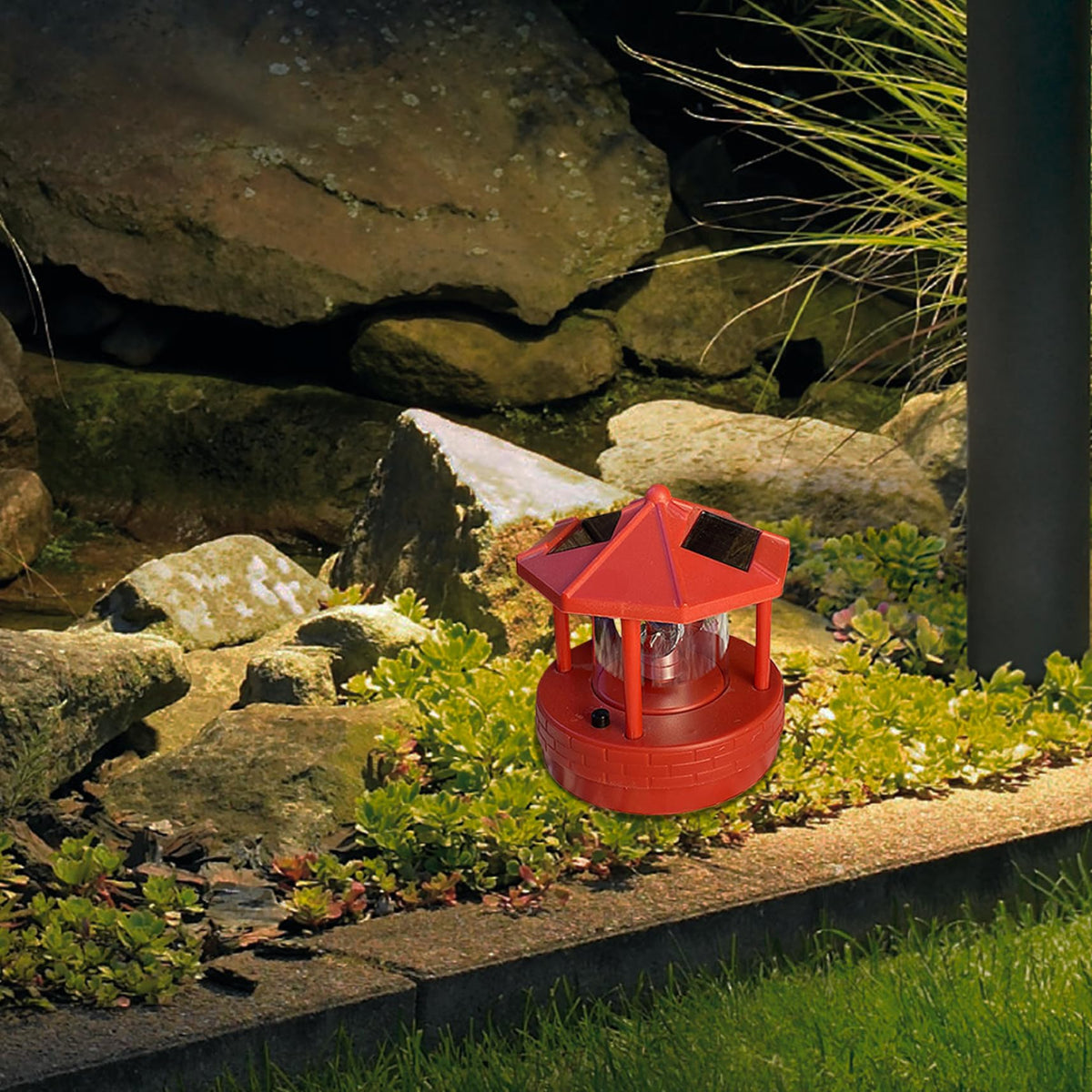 Solar Lighthouse with 360° Rotating Beacon Y85287